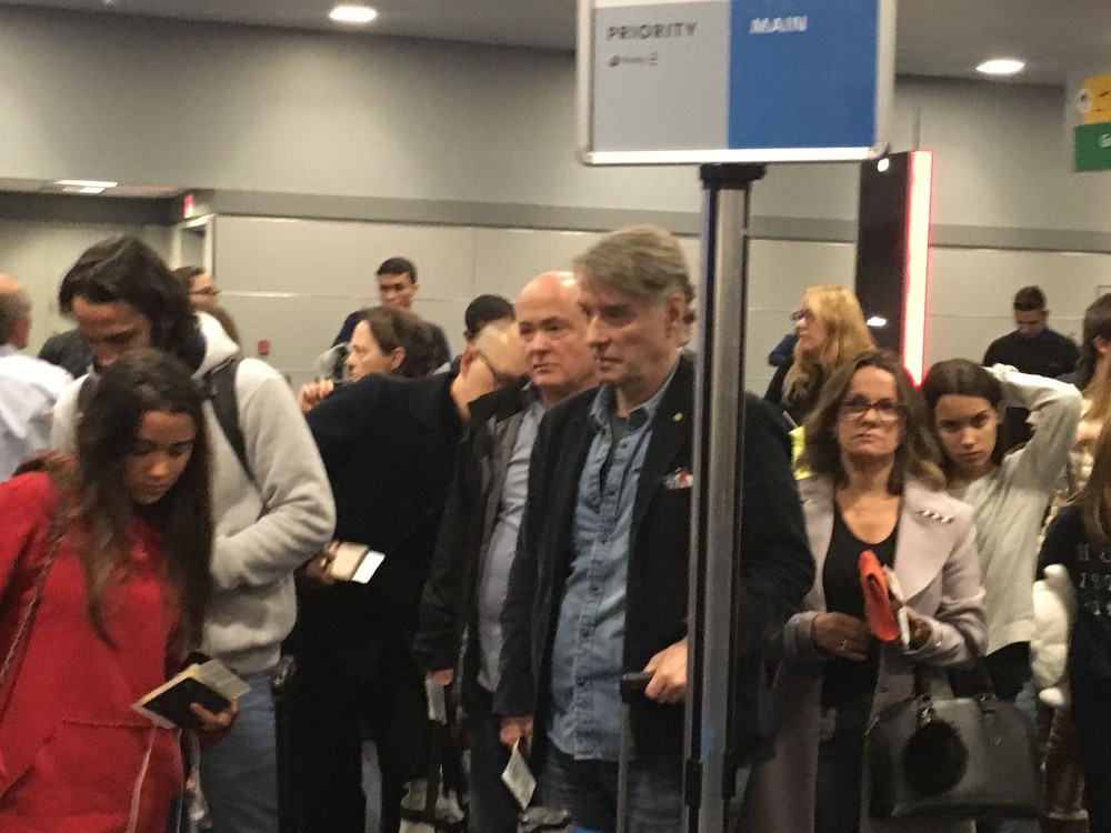 Eike embarca em NY de volta ao Rio; ‘hora de ajudar a passar as coisas a limpo’, diz