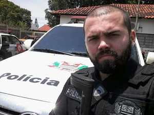 Agente que denunciou ‘escravidão’ na polícia agora dorme em delegacia